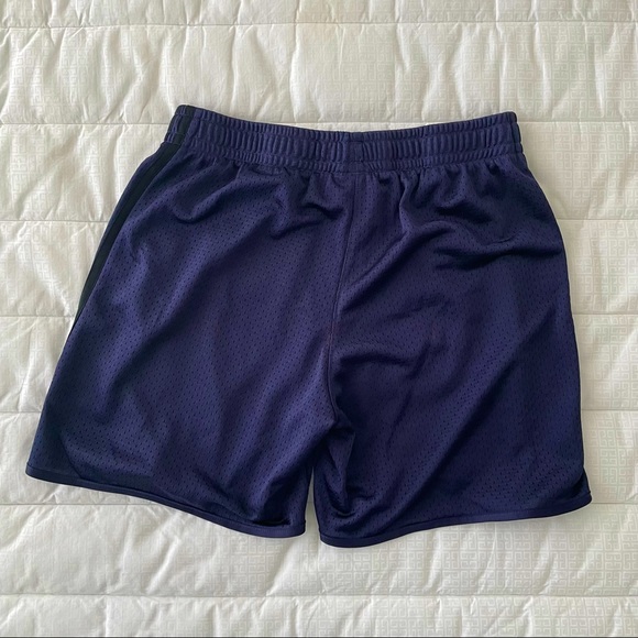 Adidas basketball shorts - Picture 2 of 2